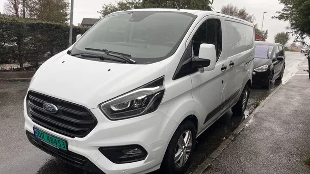 Ford Transit Custom forfra